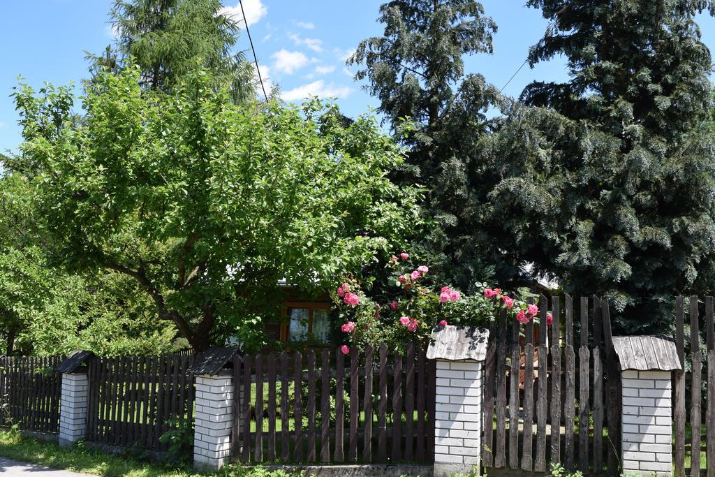 Goralska Czarcia Chata Pod Jalowcem Stryszawa Exterior foto